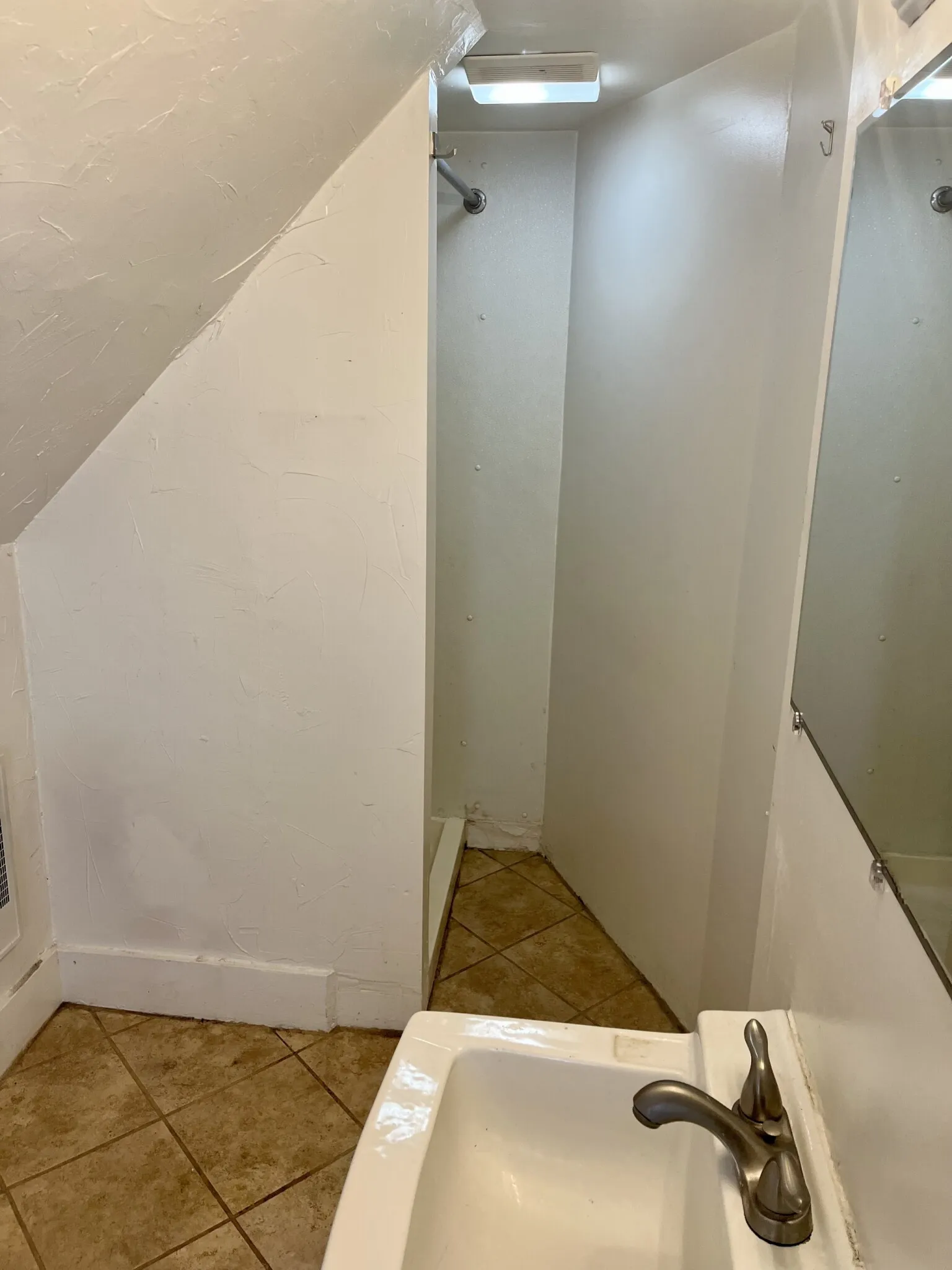 8 Durham St, Prospect Hill