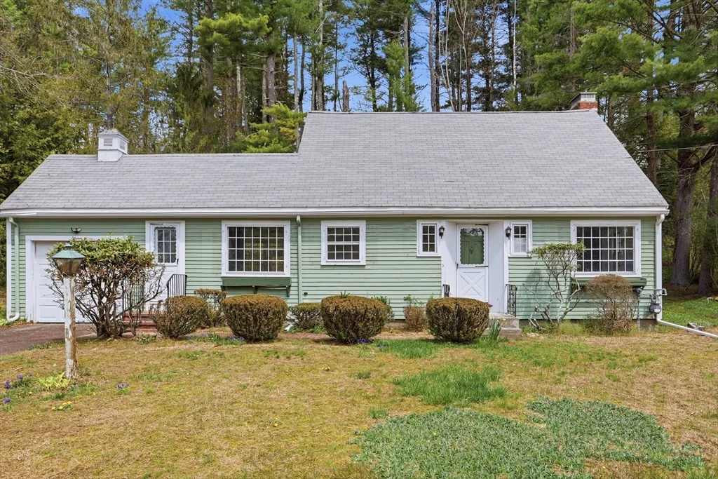 11 Sherman Bridge Rd, Wayland