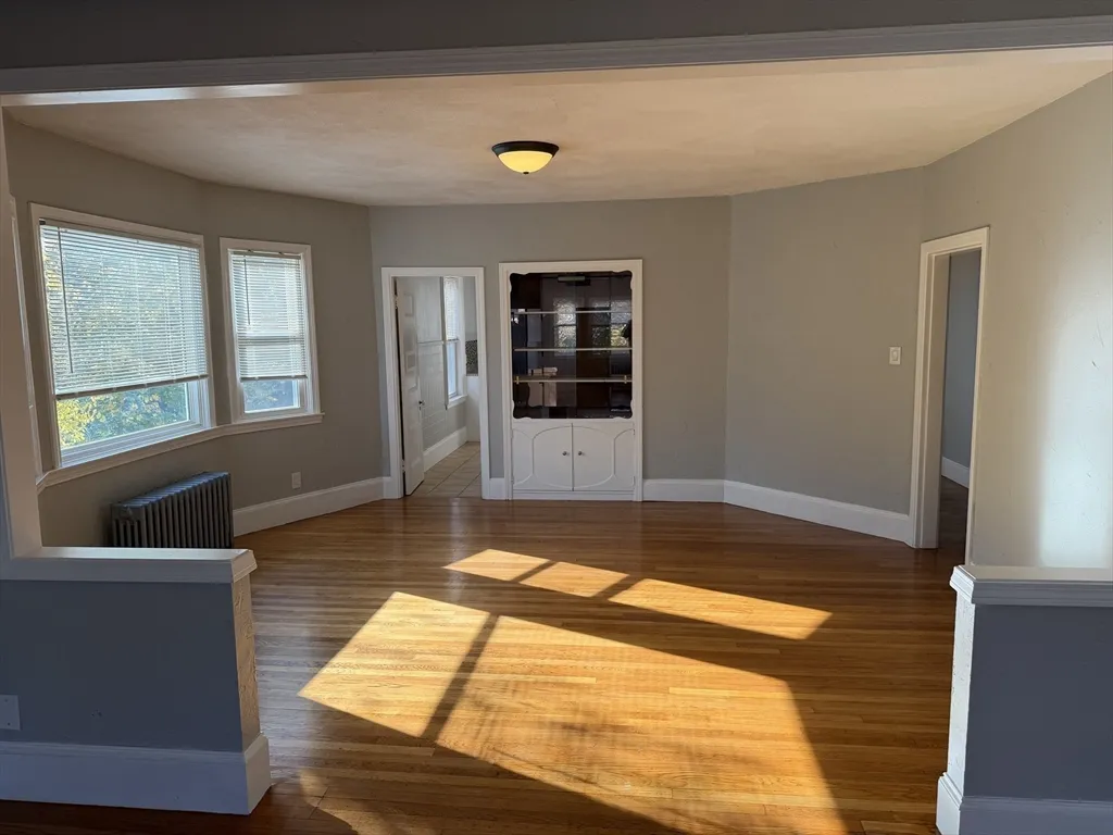 148 George St, Tufts University