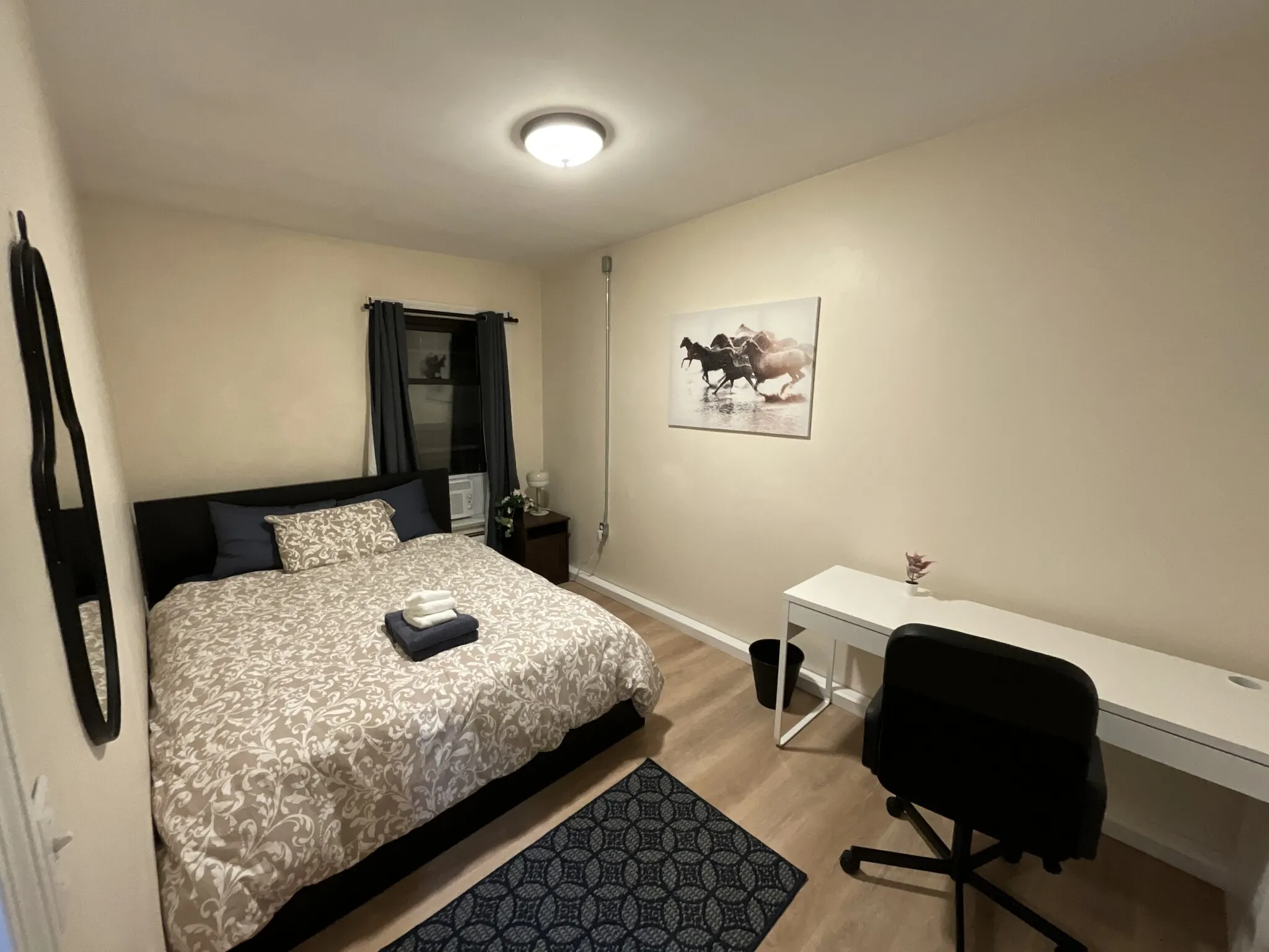 871 Harrison Ave, Roxbury