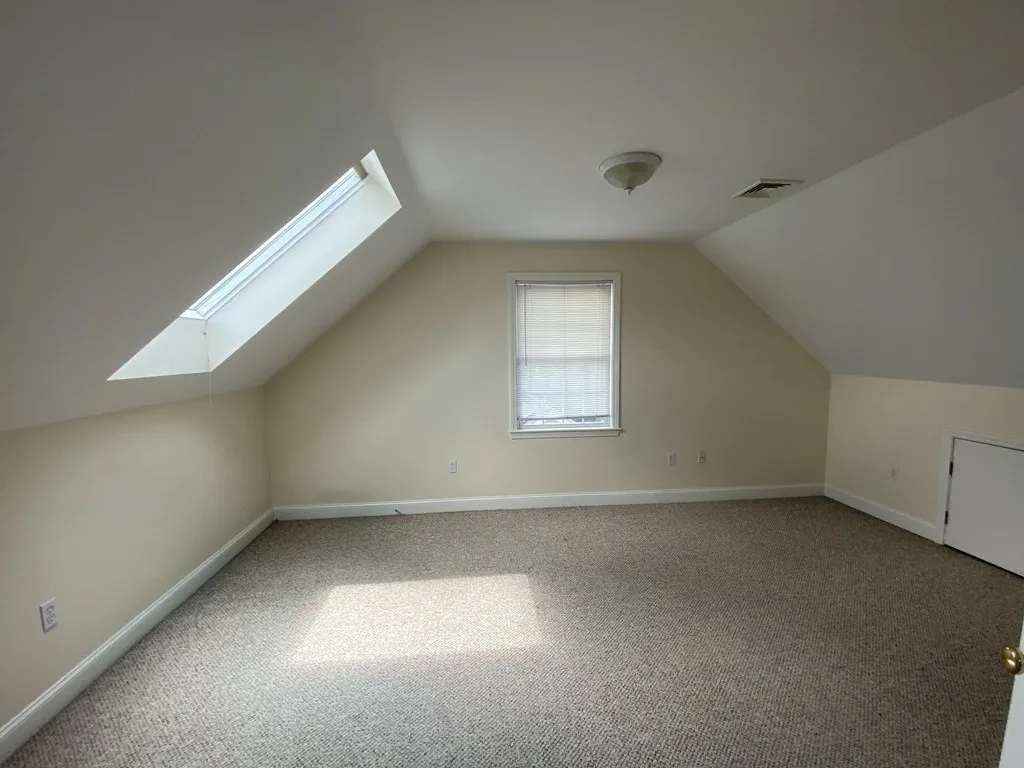 378 Washington St, Winchester