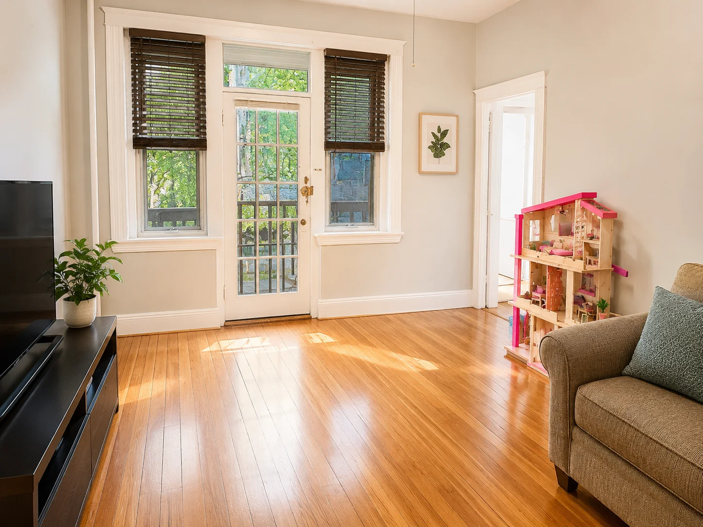 35 Mount Hood Rd, Brighton