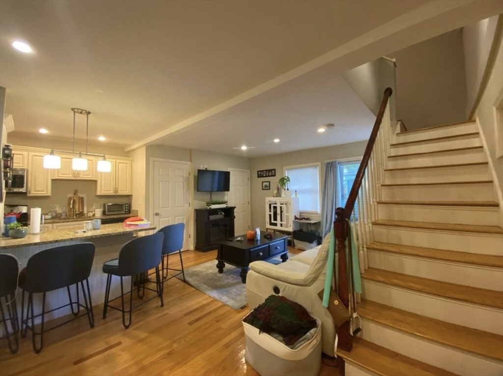 112 Brookside Ave, Jamaica Plain