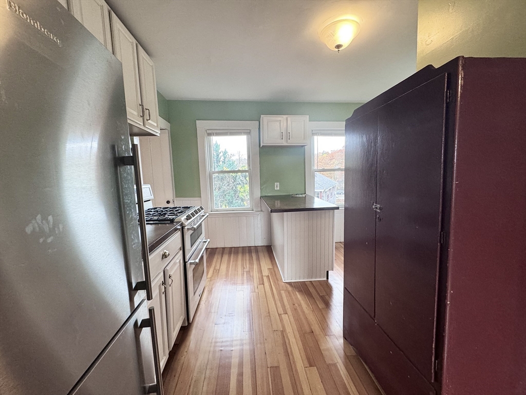 47 1/2 Jamaica St, Jamaica Plain