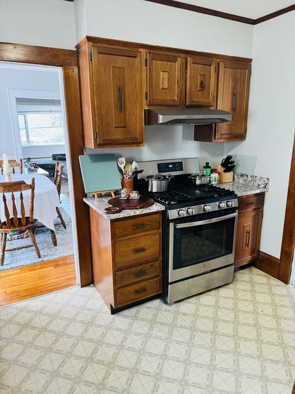43 Chapman St, Watertown
