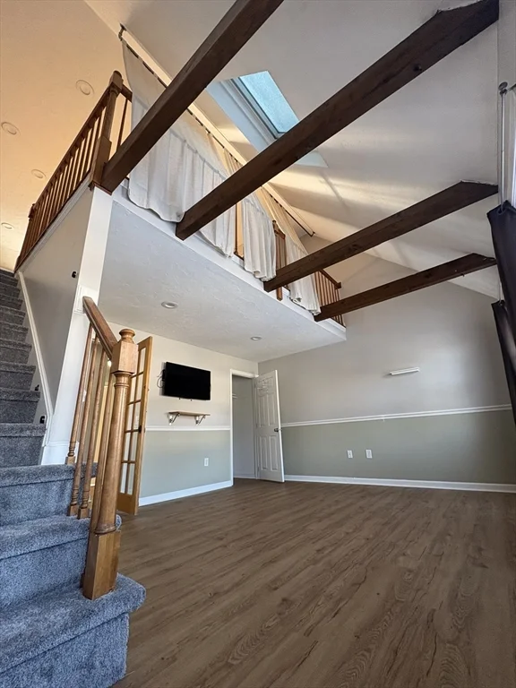 453 Turnpike St, Easton