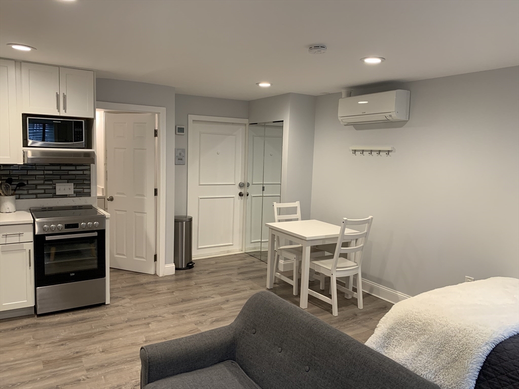 122 Beacon St, Back Bay