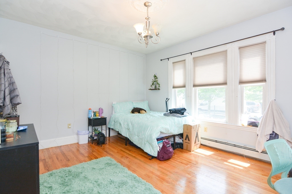 84 Roseclair St, Dorchester