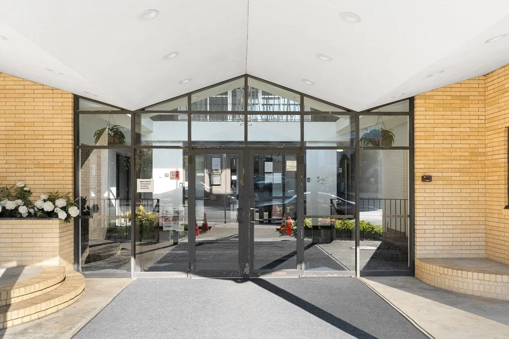 340 Main St, Melrose