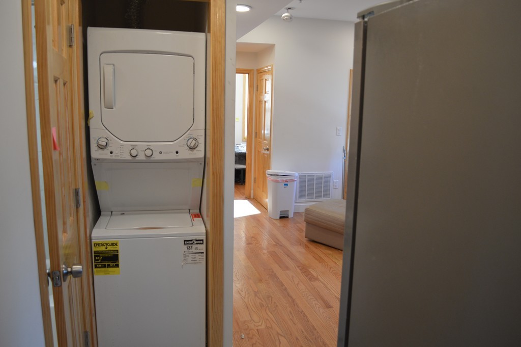 20 Winthrop St, Roxbury