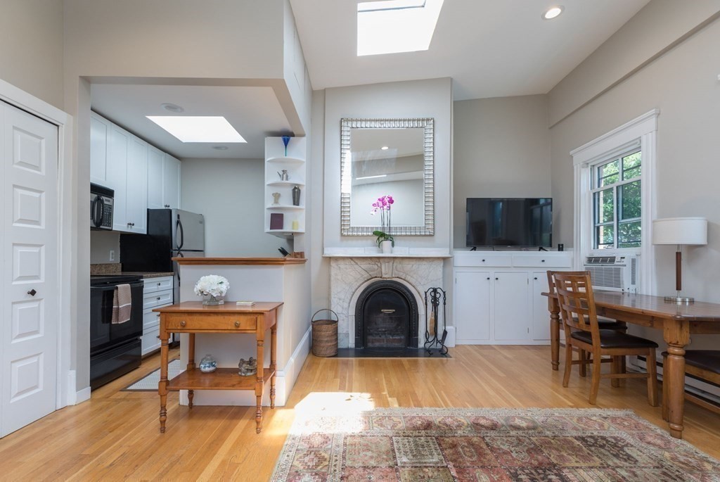 32 Milford, South End