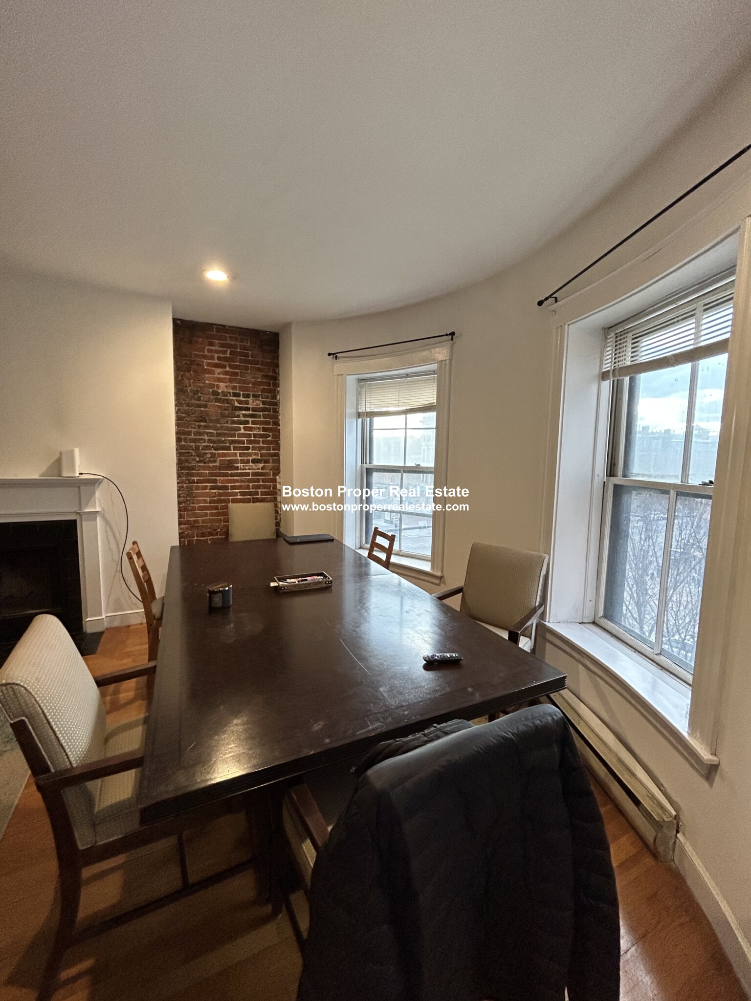 1742 Washington St, South End