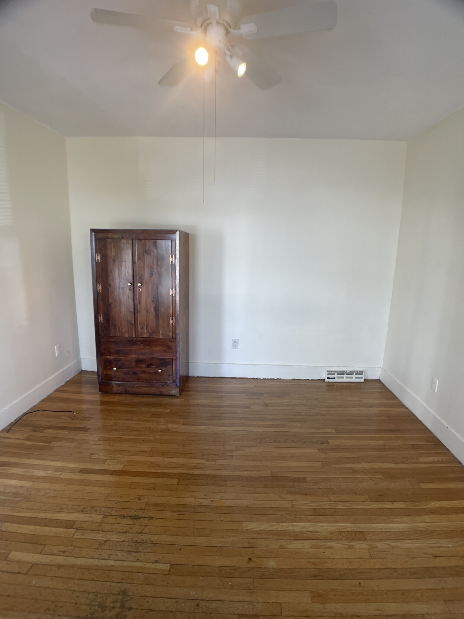 38 Hanson St, Ward Two