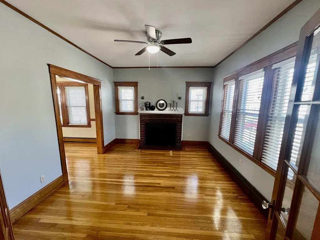 616 Adams Sr, Quincy