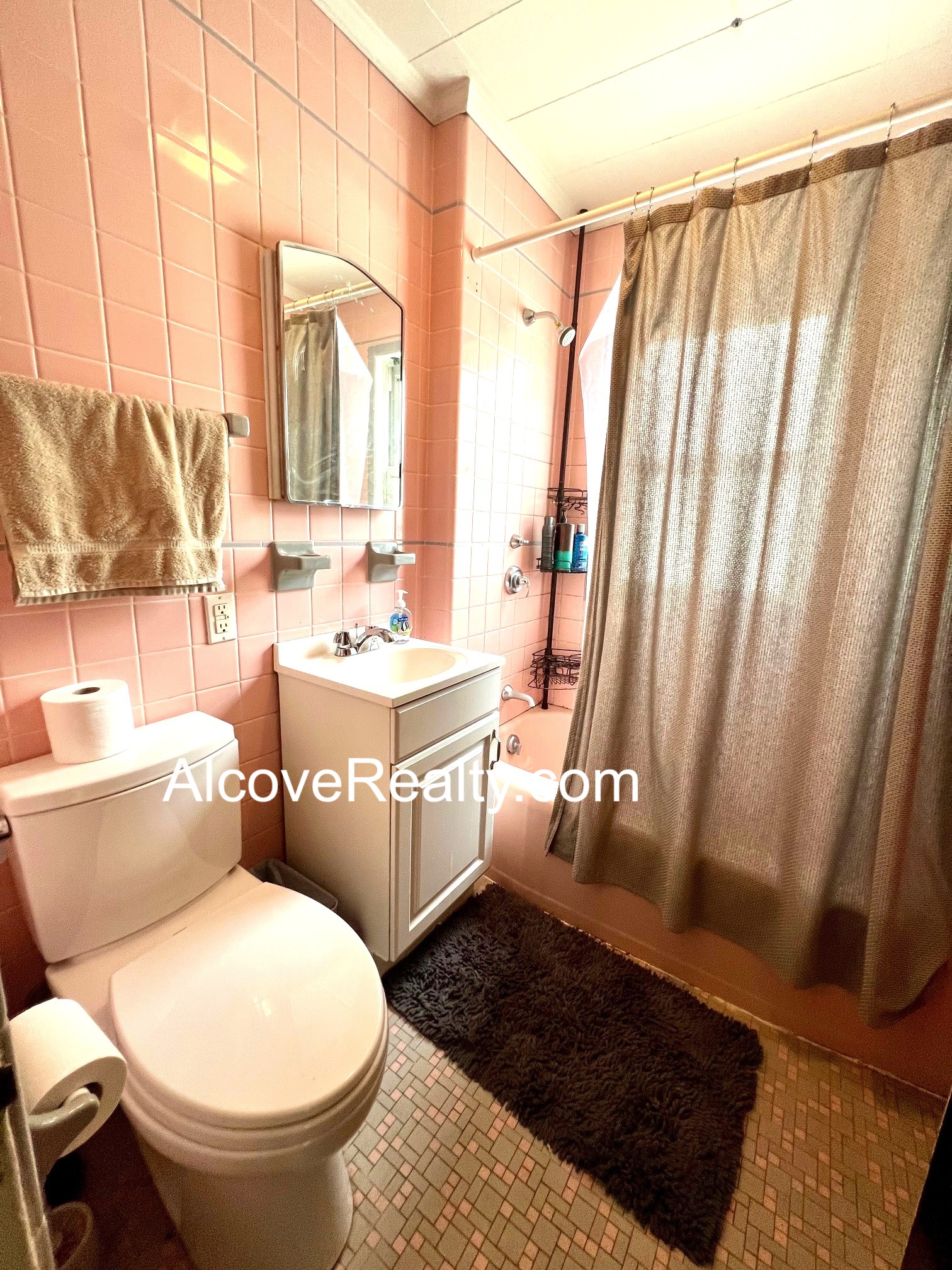 190 North St, West Somerville