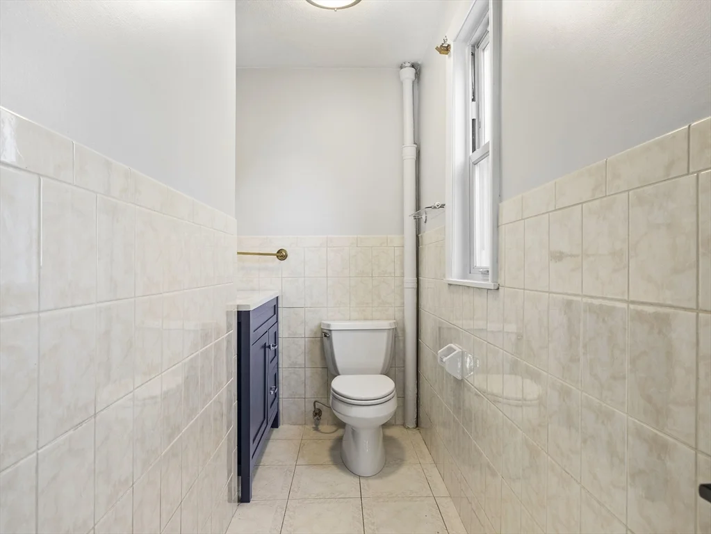 42 William St, Medford