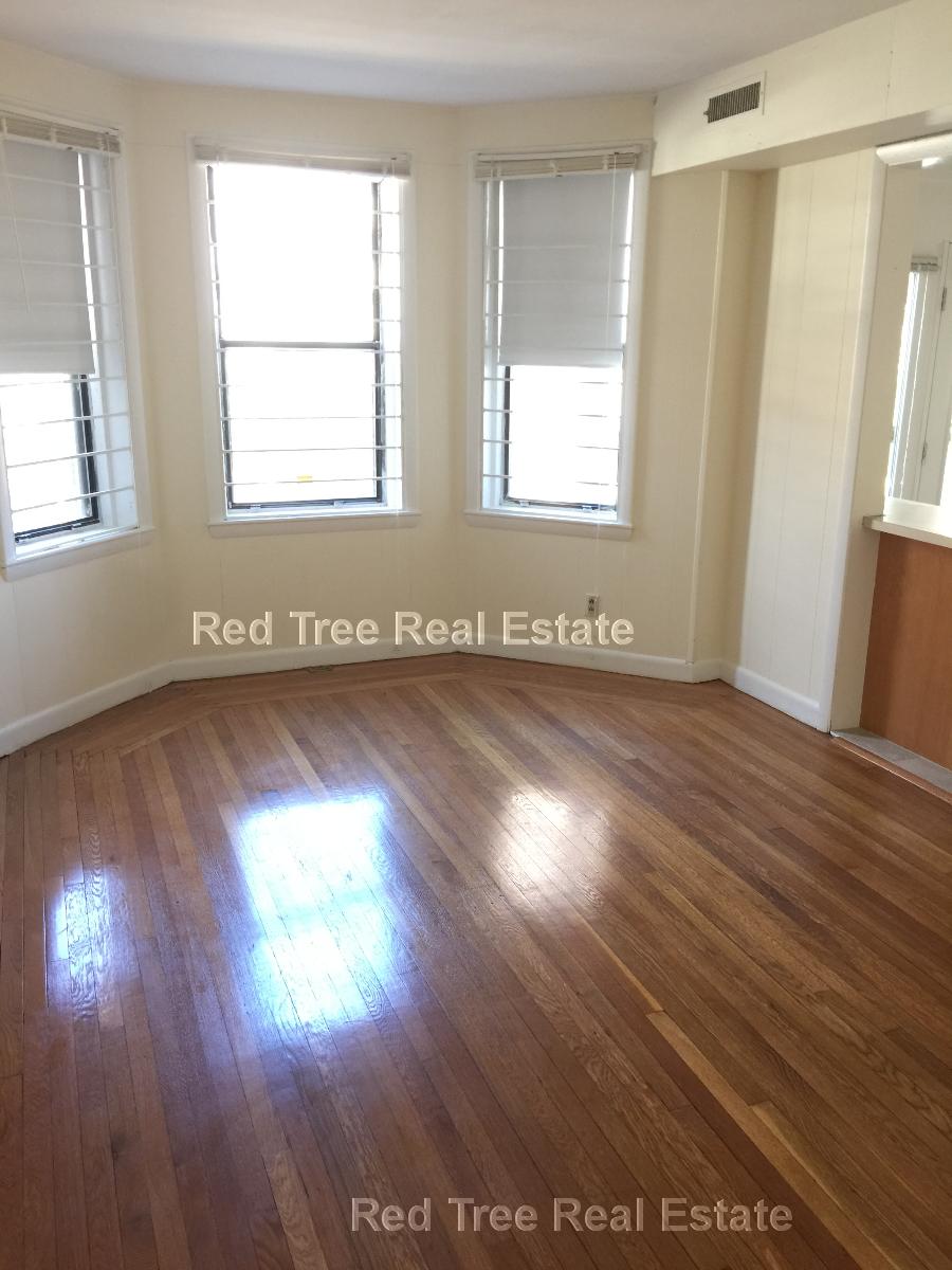 1133 Commonwealth Ave, Allston