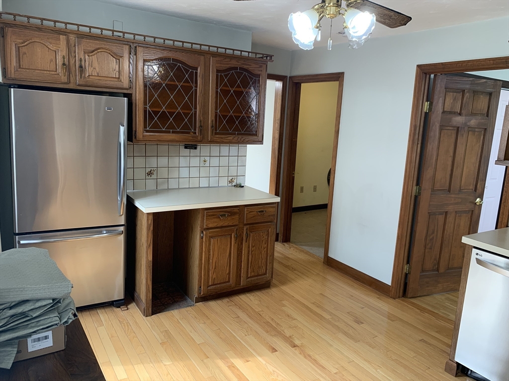 686 East 7th St, Boston