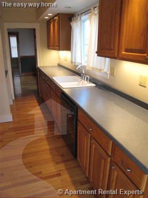 35 Irvington Rd, Tufts