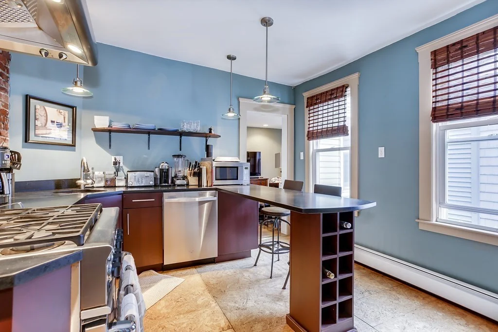 458 E 7th St, South Boston