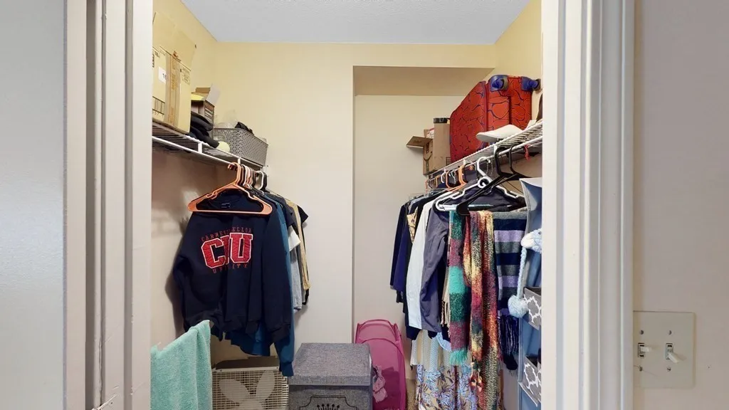 108 Peterborough St, Fenway