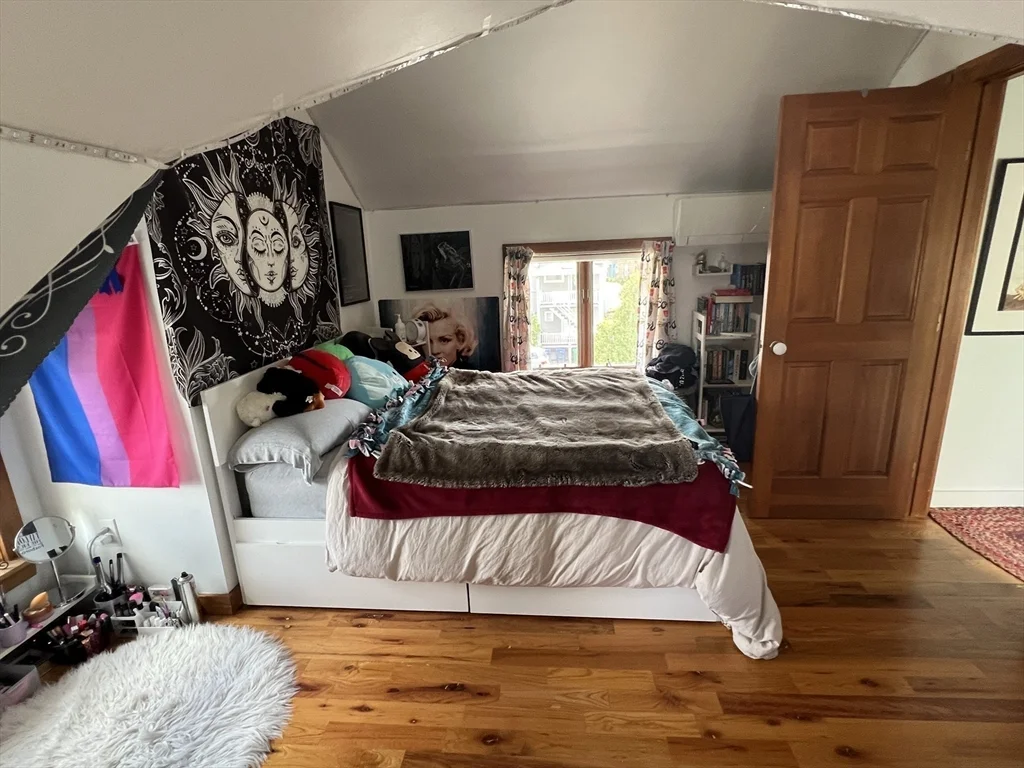 15 Orchard St, Newton