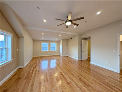 628 Trapelo Rd, Belmont