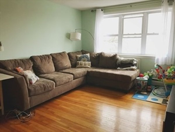 49 South St, Jamaica Plain