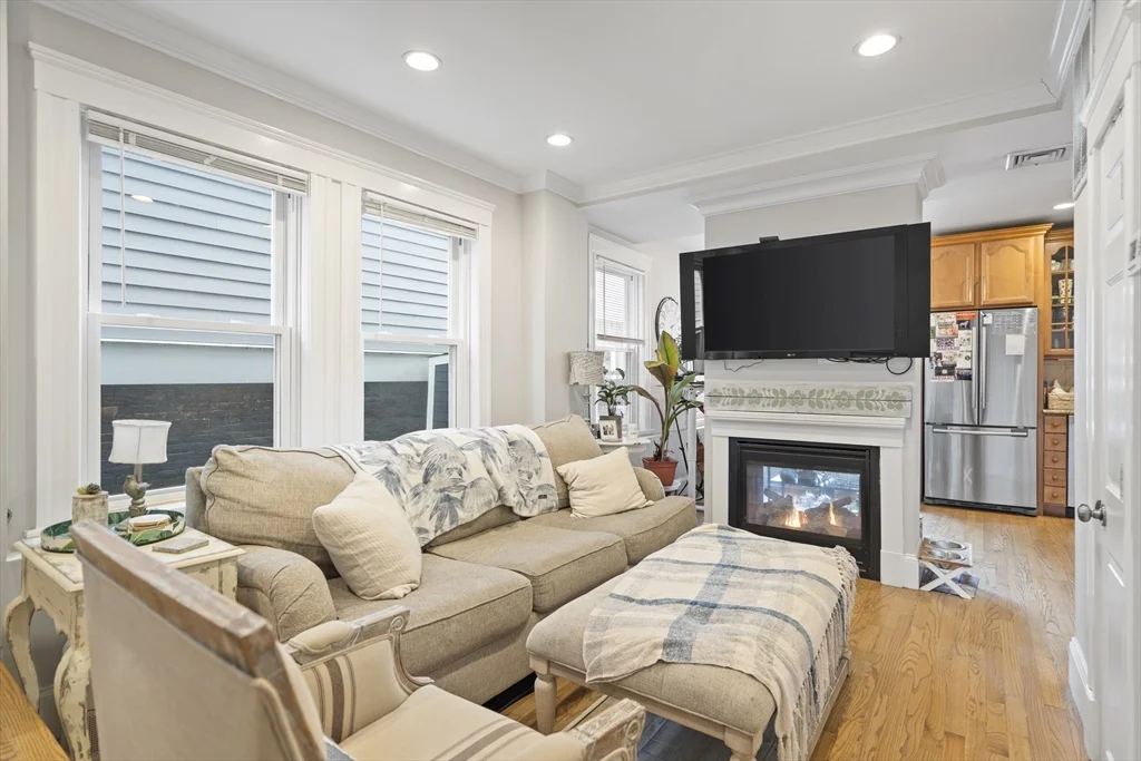 521 E 5th St, South Boston