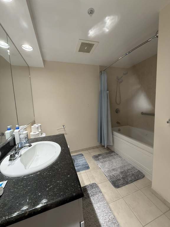 1 Nassau St, Chinatown