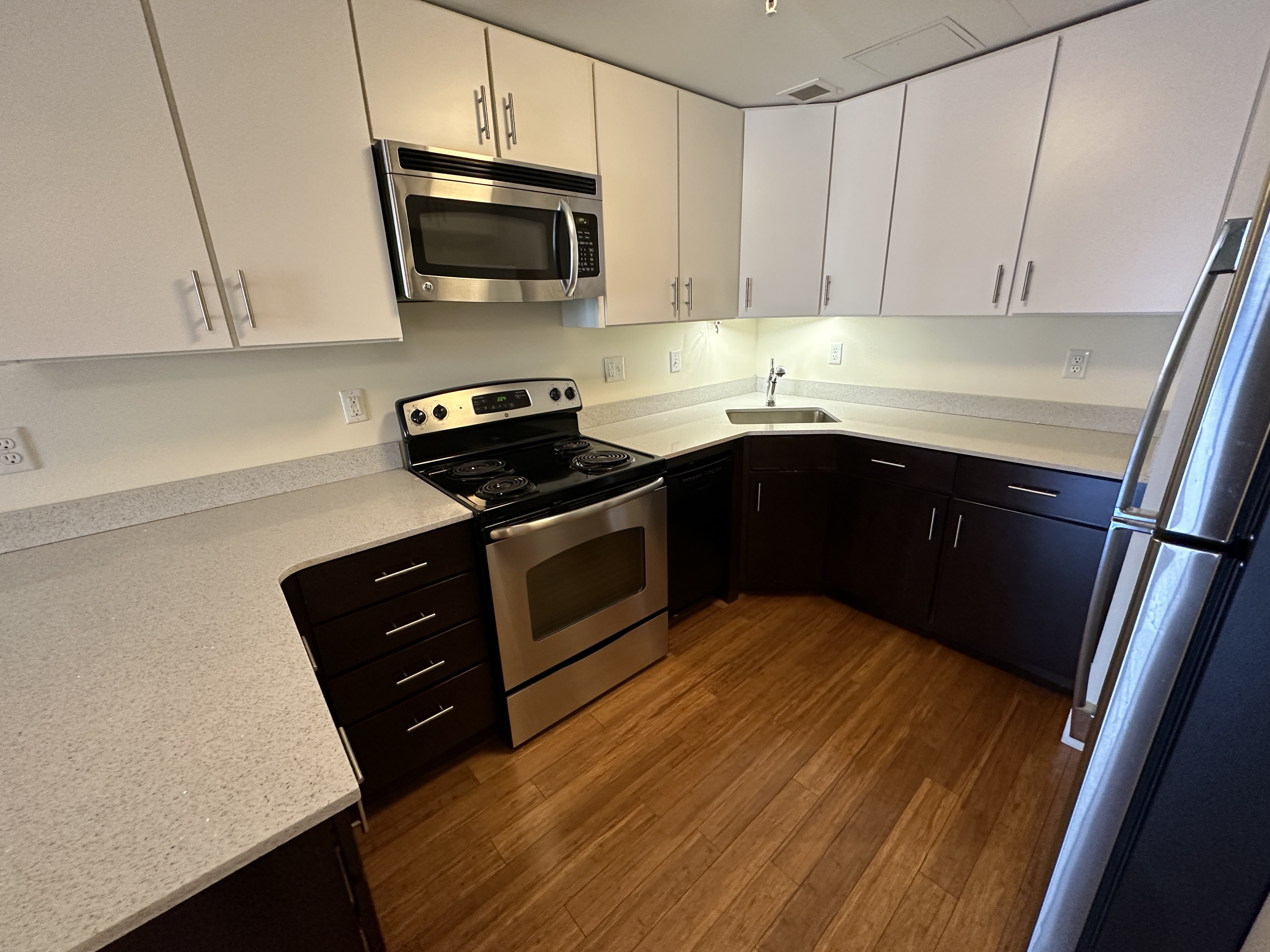 8 Winter St, Downtown