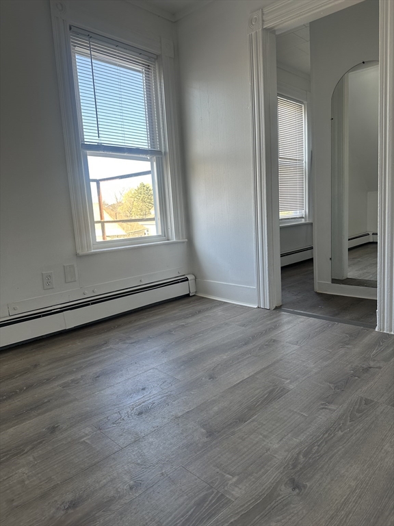 377 Parker St, Gardner