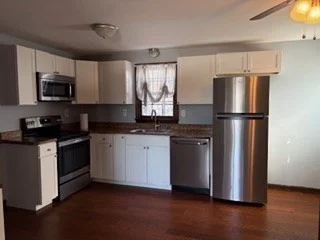 163 Long Pond Dr, Dracut