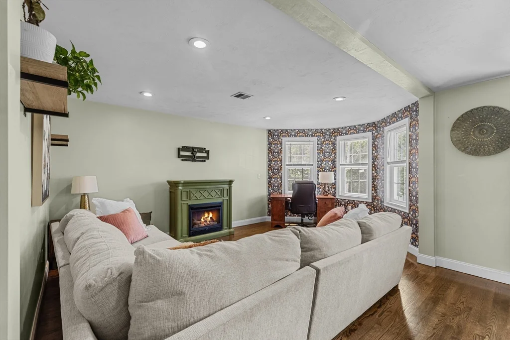 47 Oldfields Rd, Dorchester