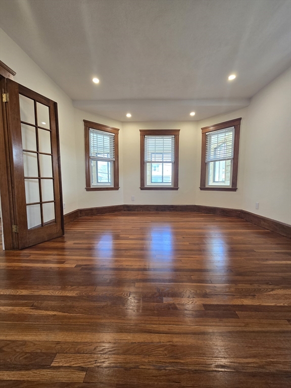 104 Parsons St, Oak Square