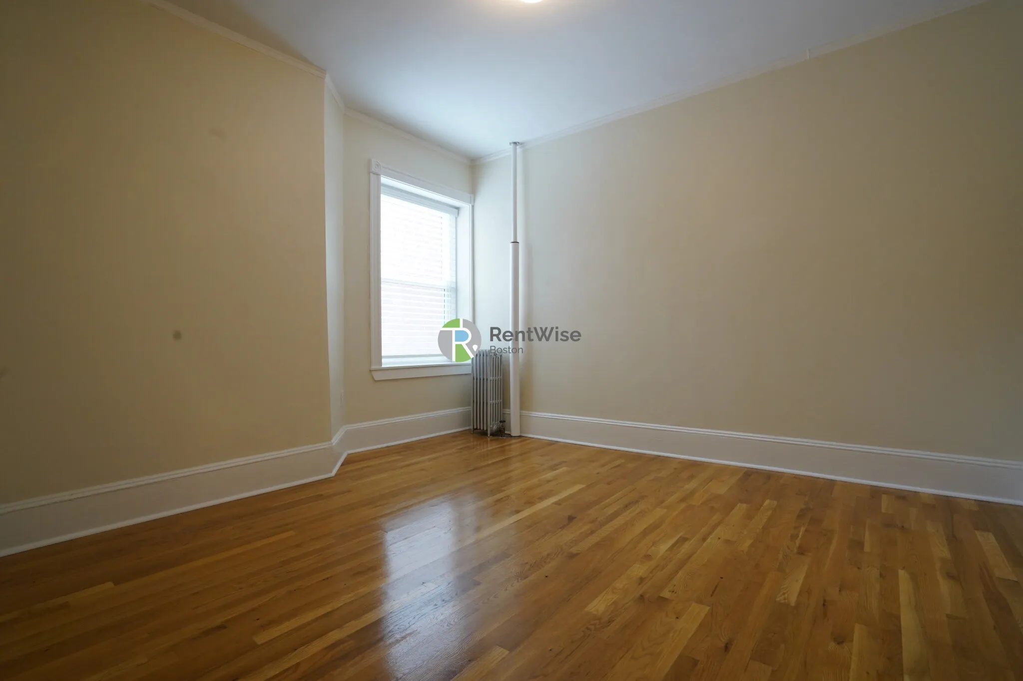 1595 Beacon St, Brookline