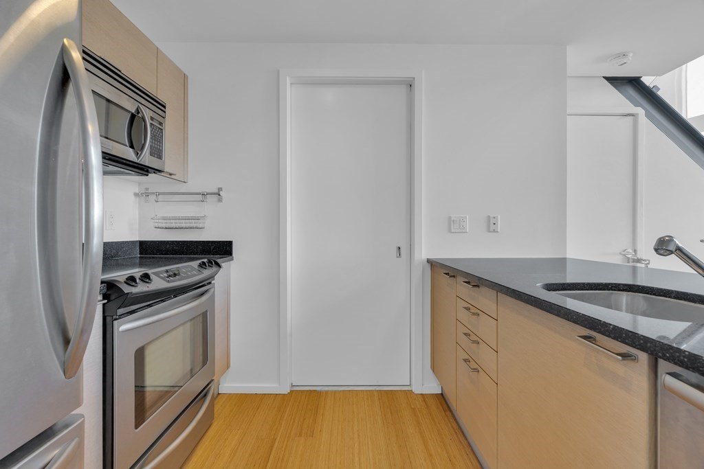 1 Earhart, East Cambridge