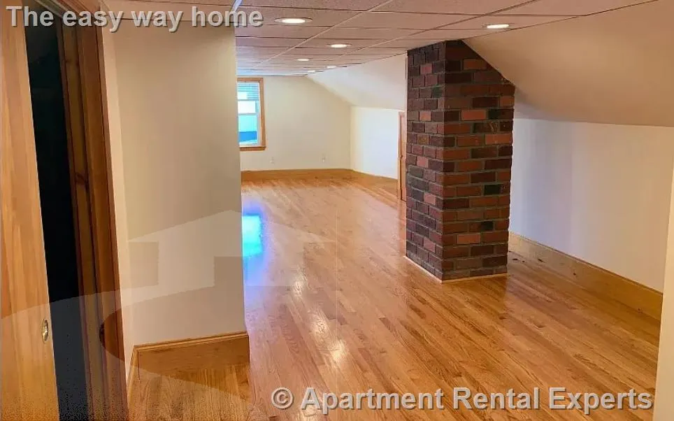 19 Adams St, East Arlington