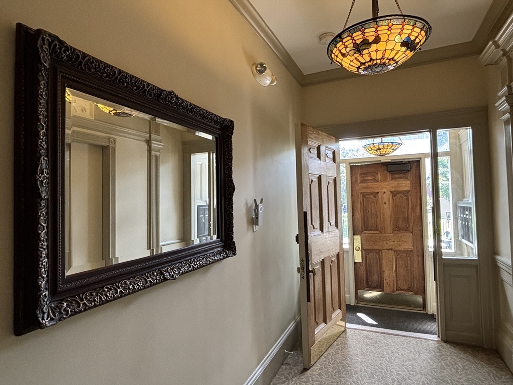 132 Saint Mary's St, Fenway