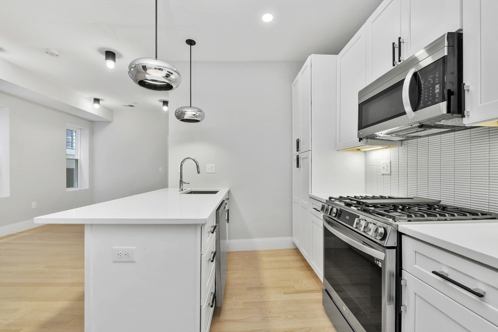 184 Paris St, East Boston