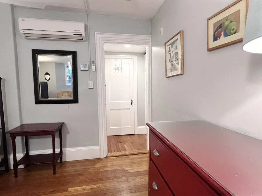 86 Commonwealth Ave, Back Bay