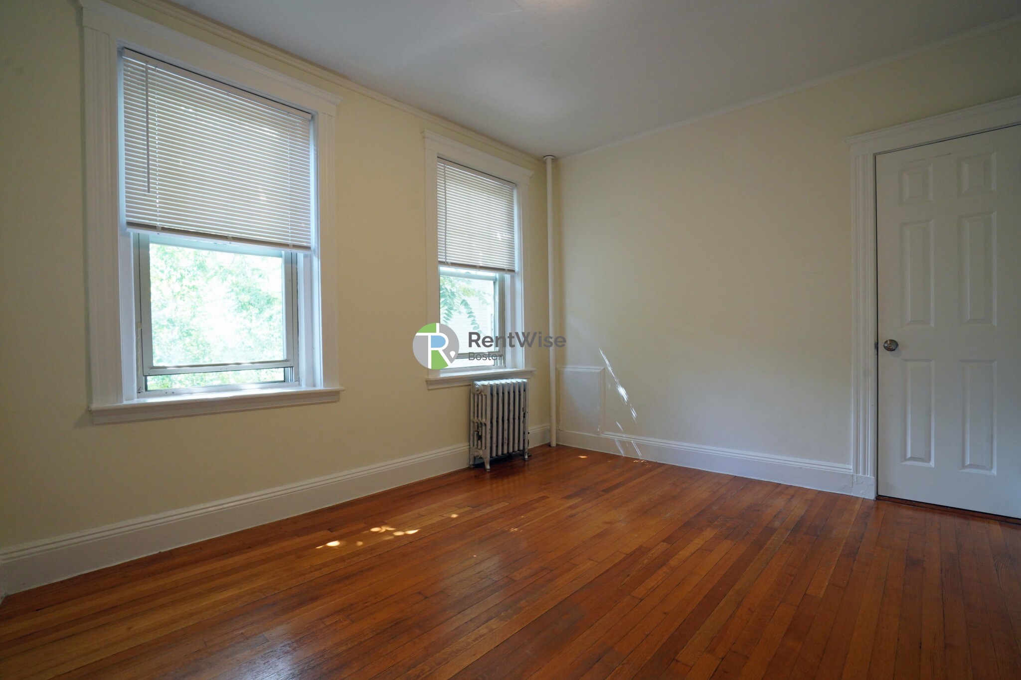 1848 Commonwealth Ave, Brighton