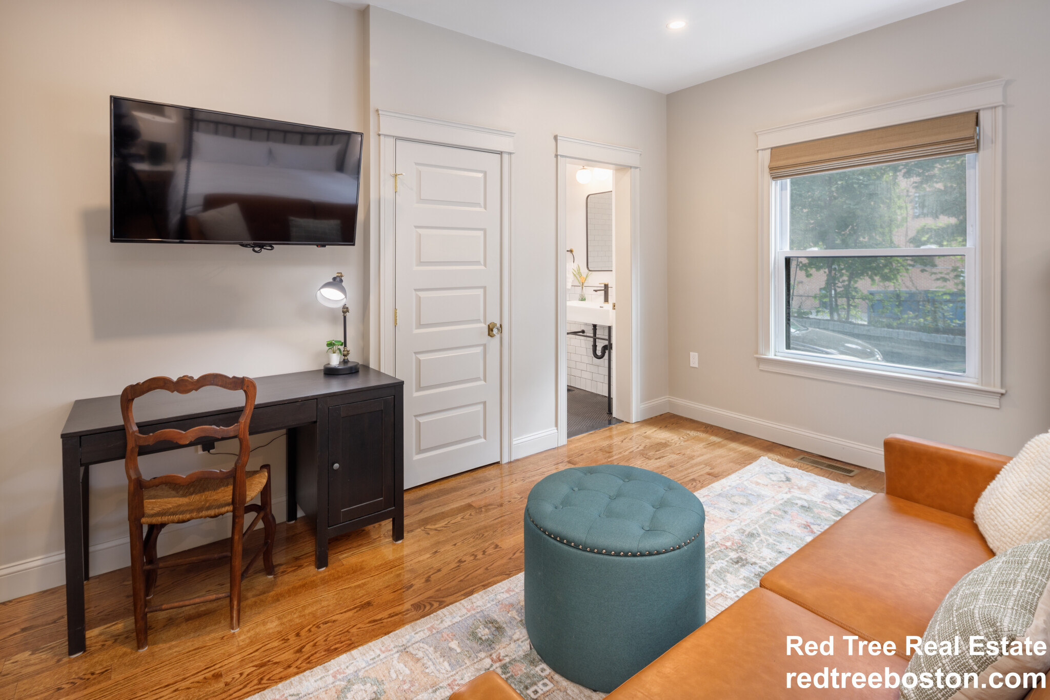 44 Winslow Rd, North Brookline