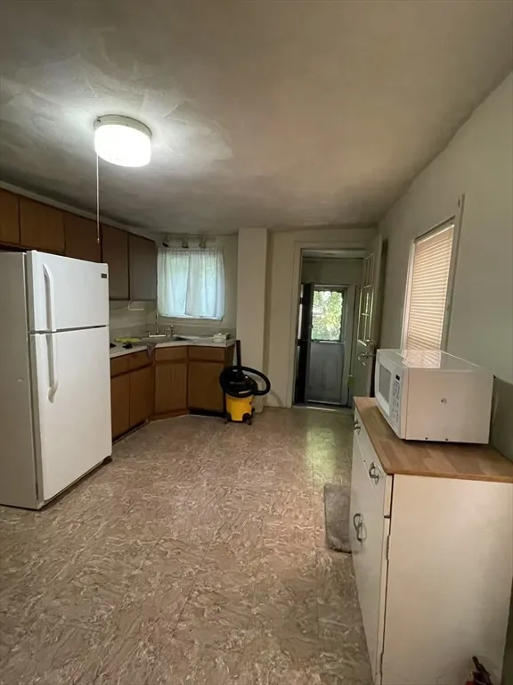 251 Broadway, The Port