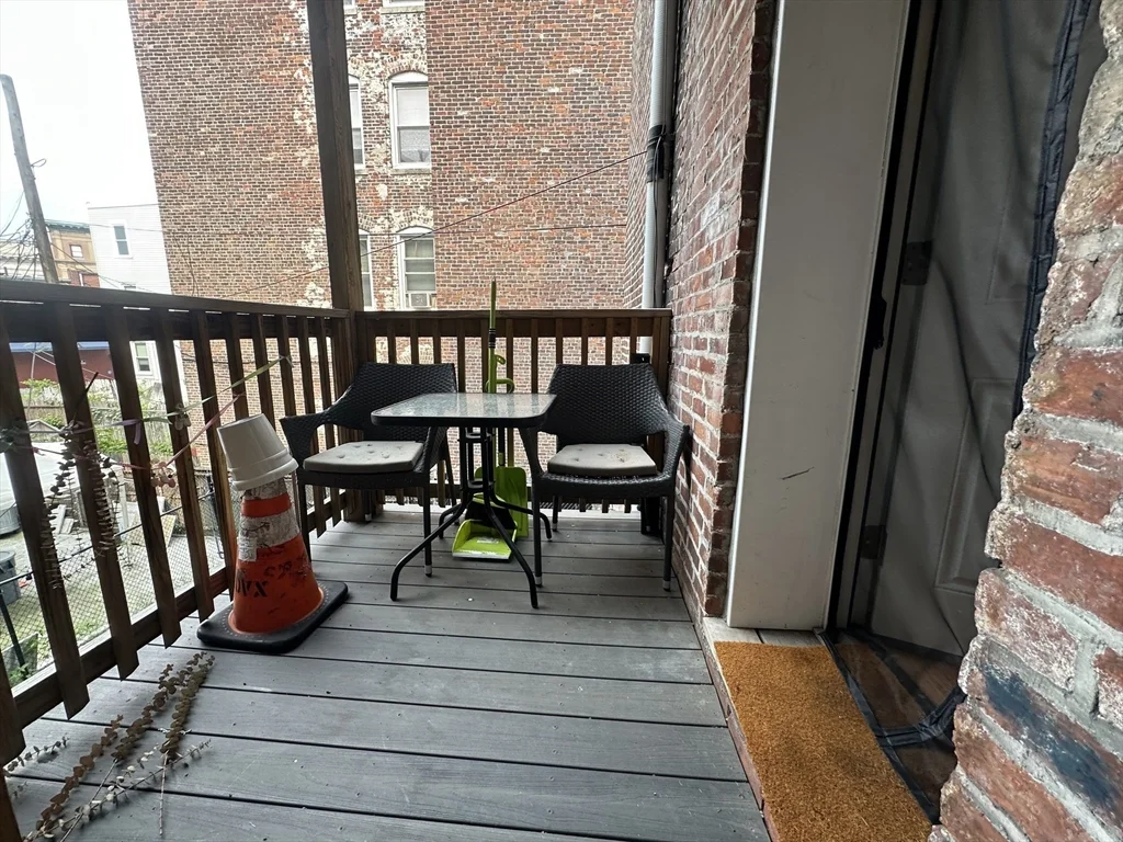 28 Chelsea St, East Boston