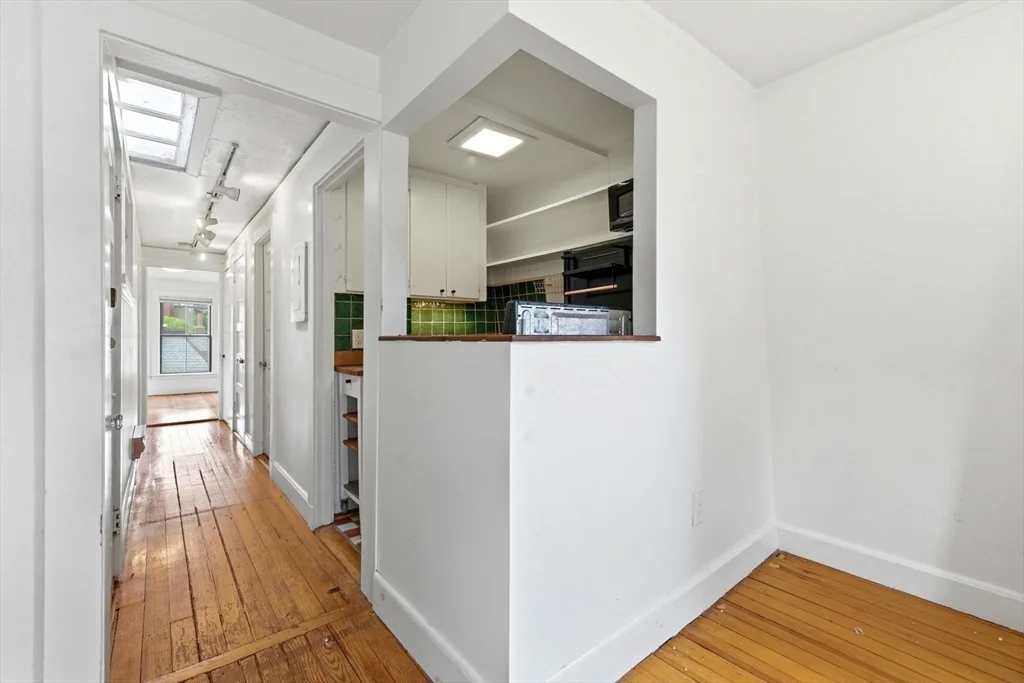 49 Brimmer St, Beacon Hill
