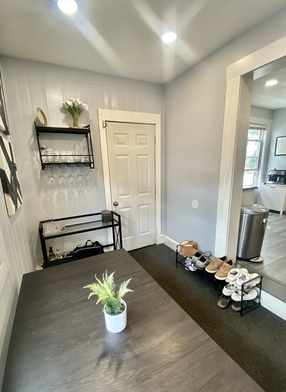 264 Newton St, Waltham