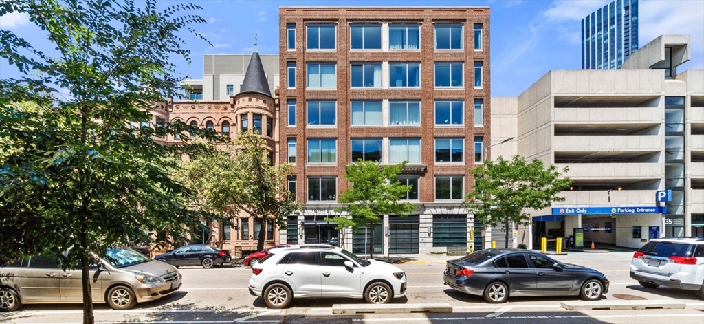 43 Westland Ave, Back Bay