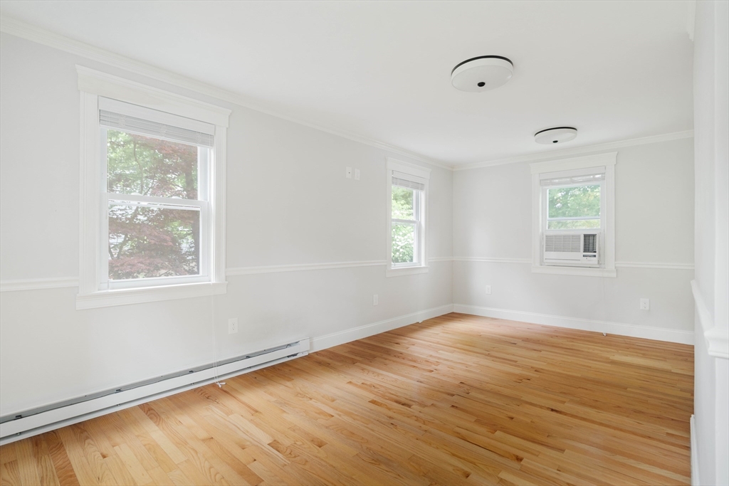 16 Chapin Rd, Newton Center