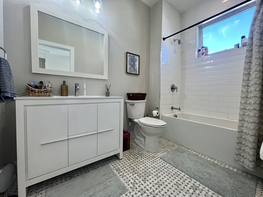 31 Orleans St, East Boston